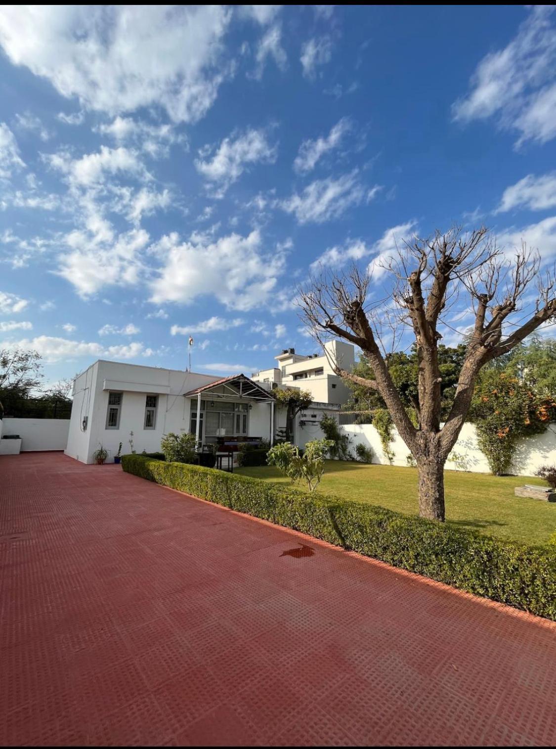 Solanki Farms & Pool Villa Garden Fully Private Dźajpur Zewnętrze zdjęcie